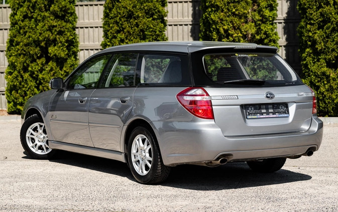 Subaru Legacy cena 19900 przebieg: 200000, rok produkcji 2007 z Radom małe 596